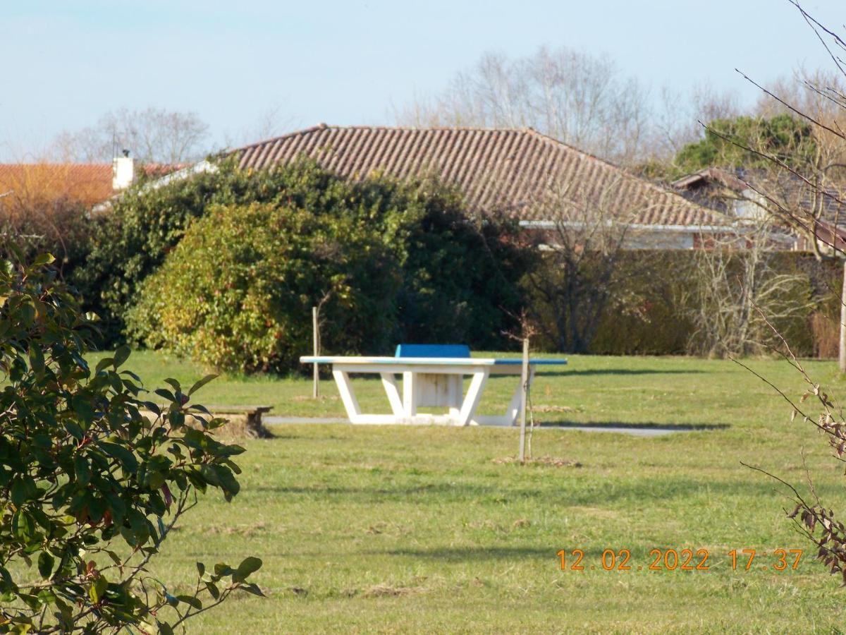 Maison Authentique Avec Spa Pres De Dax Et Son Jardin Angoumé Exterior foto