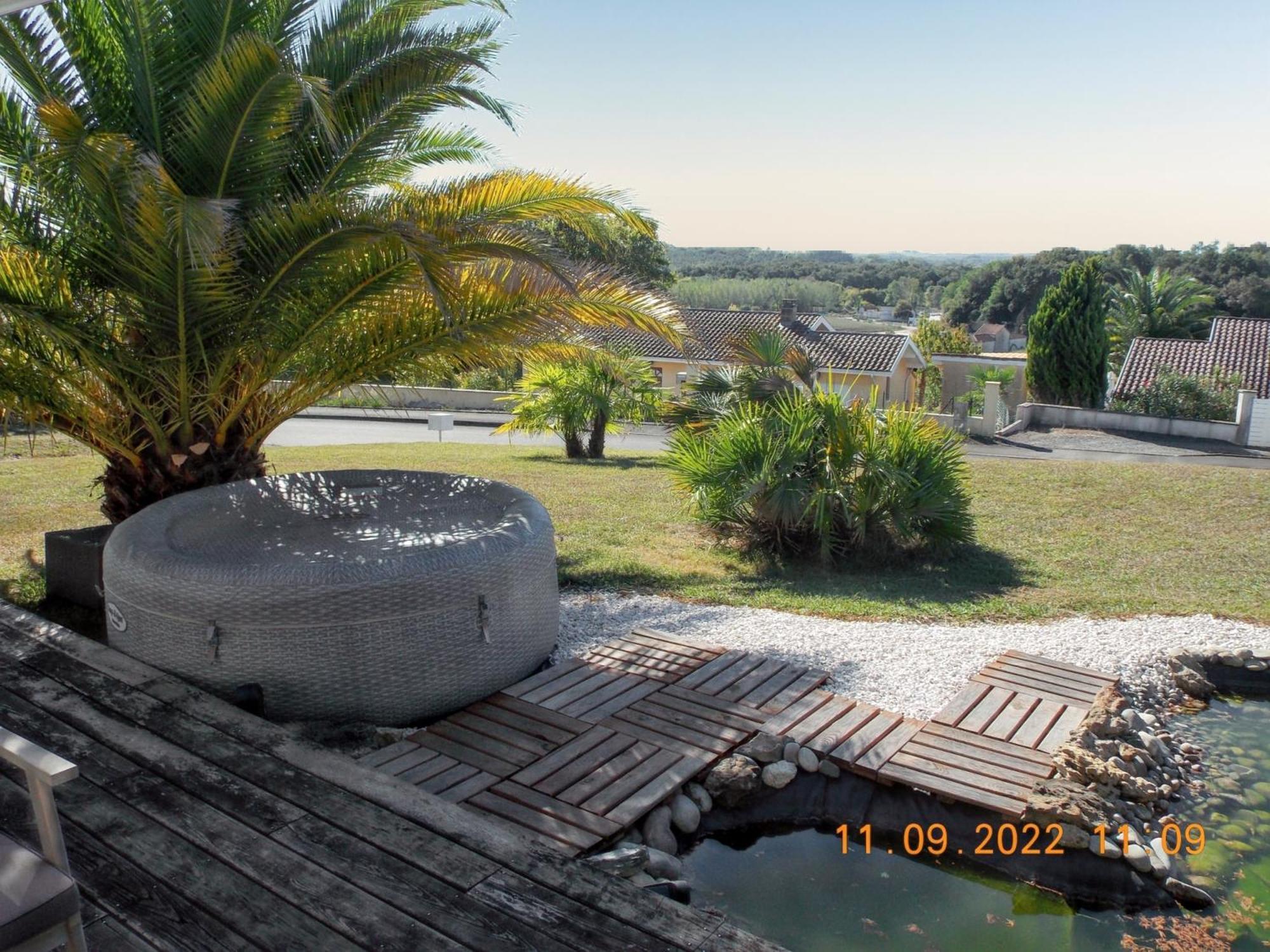 Maison Authentique Avec Spa Pres De Dax Et Son Jardin Angoumé Exterior foto